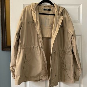 Packable hooded Ralph Lauren raincoat size XL